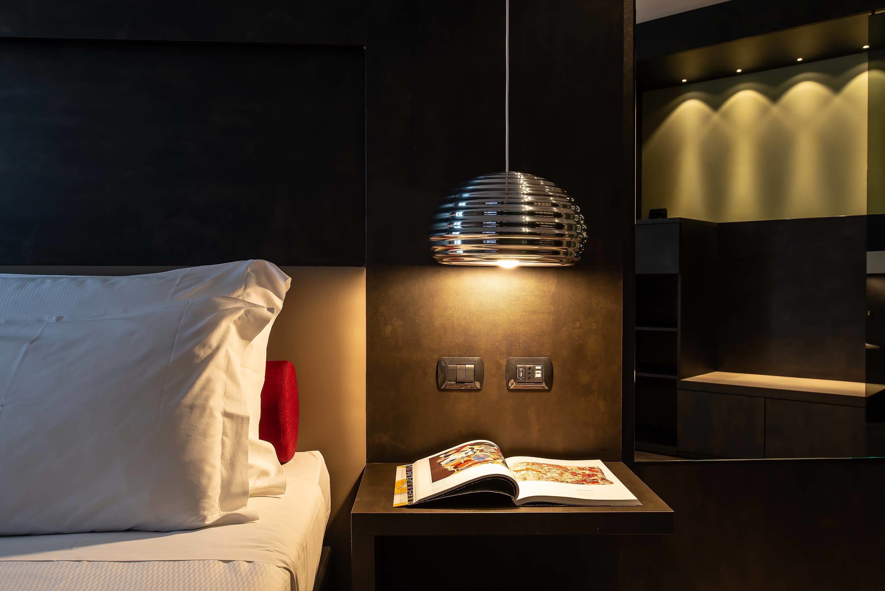 1 bedroom, hypo-allergenic bedding, in-room safe, desk