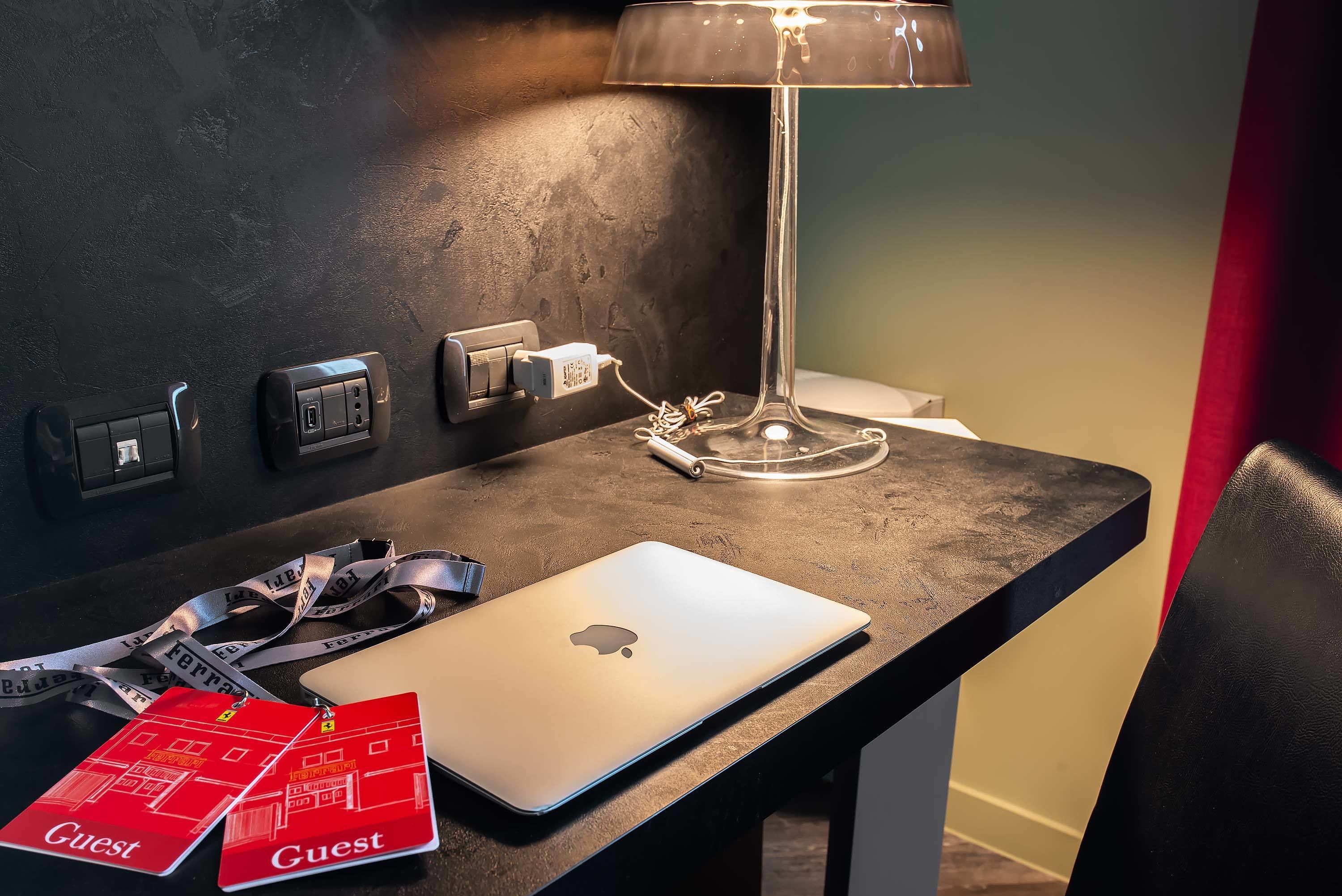 suite, 1 king bed | living area | 39-inch smart tv with satellite channels, tv