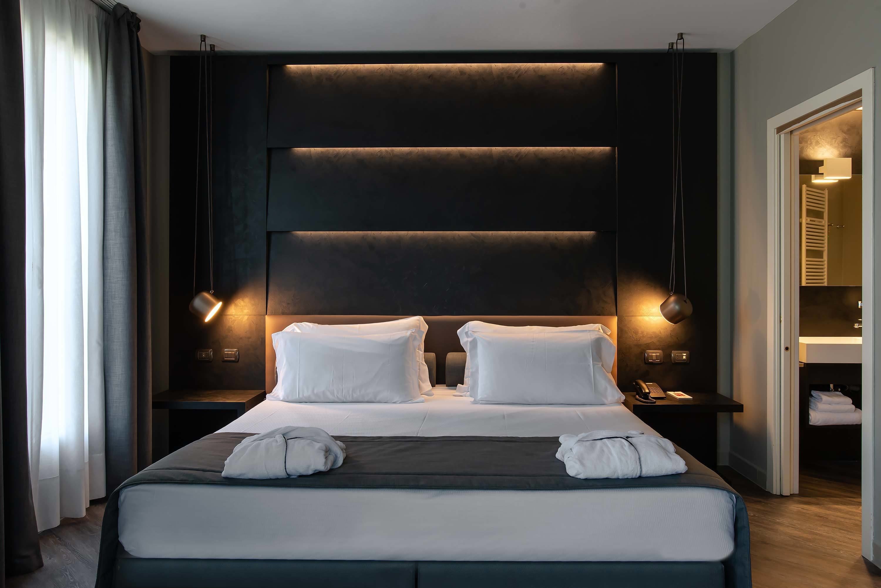 1 bedroom, hypo-allergenic bedding, in-room safe, desk