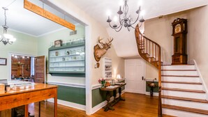 Interior entrance - The Buckhorn Inn (Churchville)