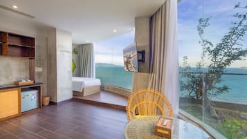 Panoramic Double Room, Sea View | Living area | 42-inch Smart TV with cable channels
