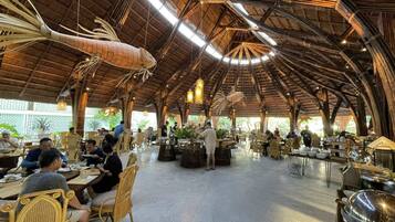 Daily local cuisine breakfast (USD 5 per person)