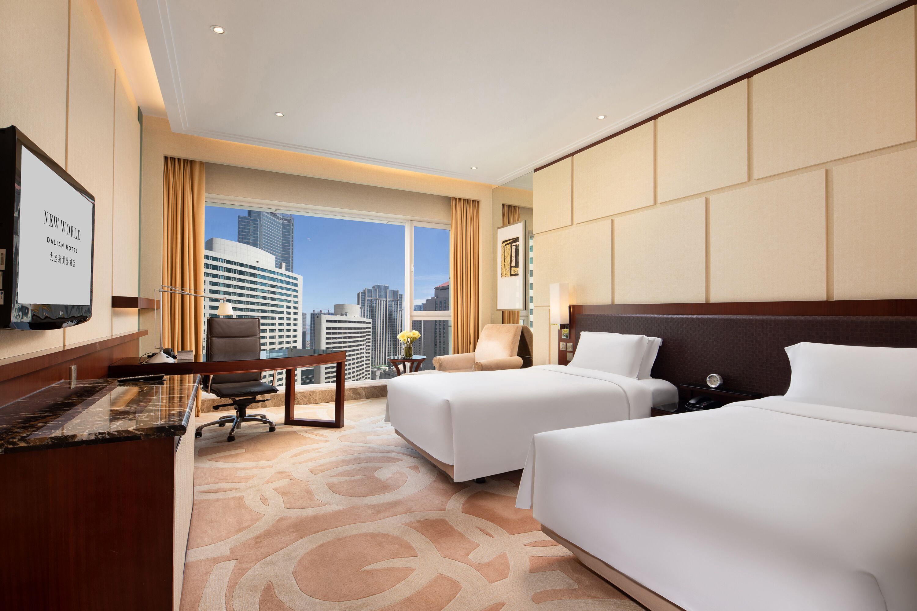 down duvets, in-room safe, desk, blackout curtains