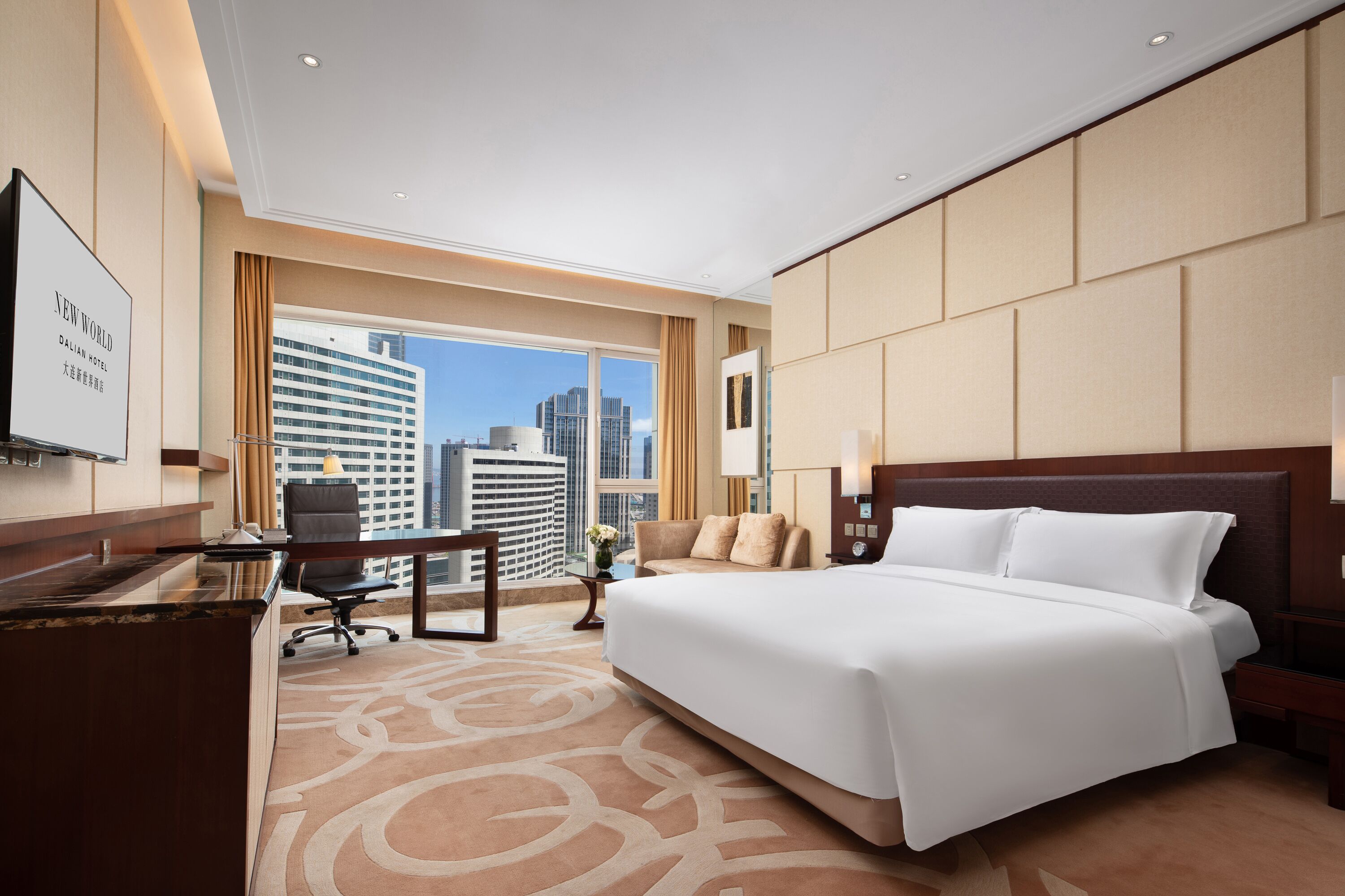 down duvets, in-room safe, desk, blackout curtains