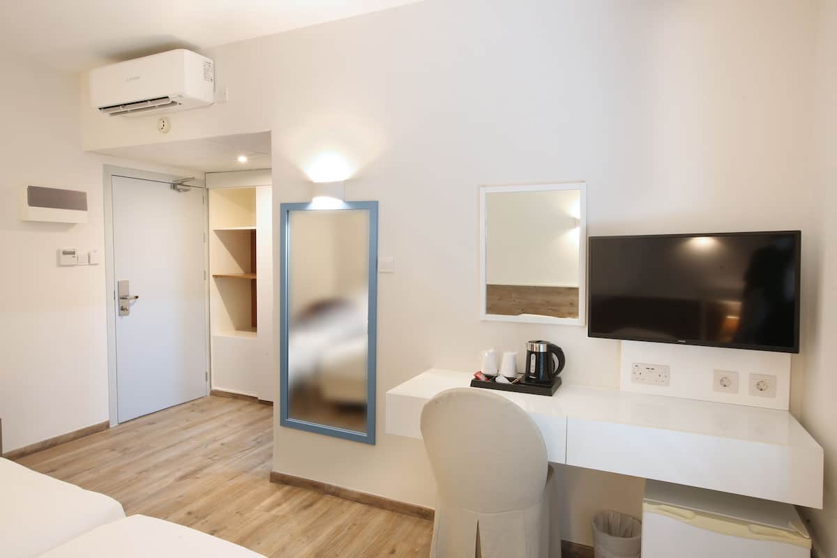 Standard Room, 1 Double Bed