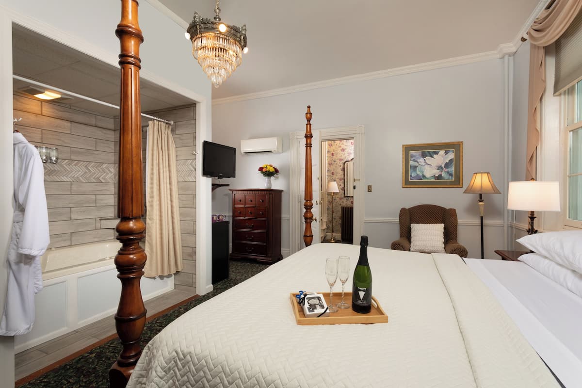 Premium bedding, Tempur-Pedic beds, individually decorated
