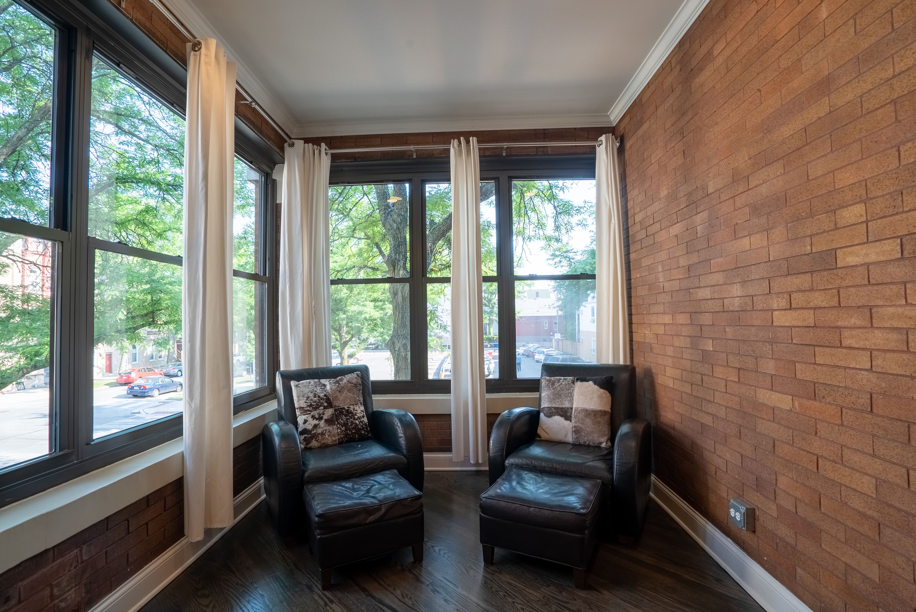 الإطلالة من المنشأة