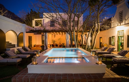 4 outdoor pools, sun loungers. Akademie Street Boutique Hotel