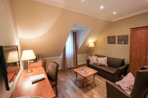 Junior Suite | Roupas de cama premium, frigobar, cofres nos quartos