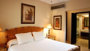 Premium Suite, 2 Bedrooms - Encanto El Faro Luxury Ocean Front Condo-Hotel (Playa del Carmen)