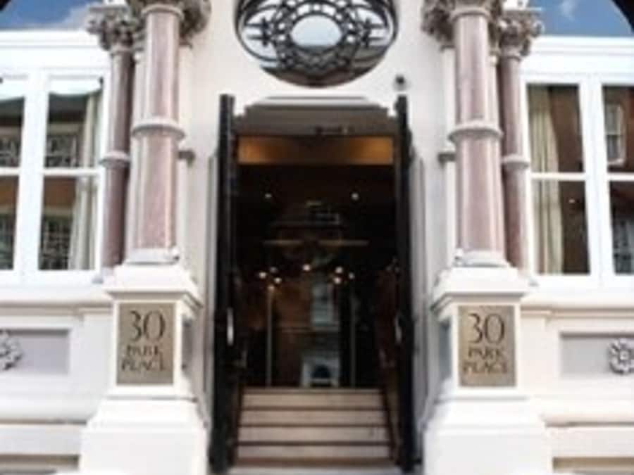 Majoituspaikan sisäänkäynti