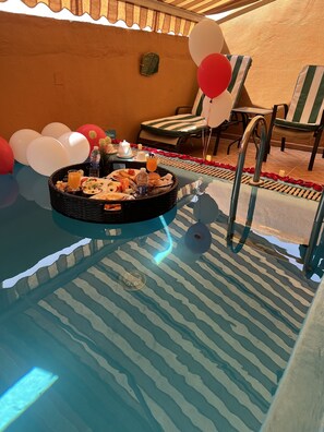 Indoor pool, outdoor pool - The Convention Center & Royal Suites (Kuwait City)