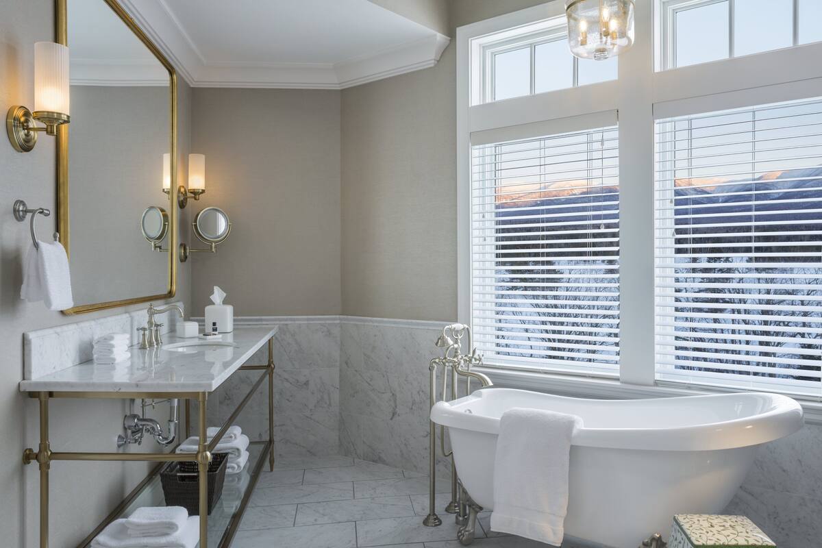 suite, 1 king bed (presidential wing) | premium bedding, down duvets, pillow-top beds, in-room safe