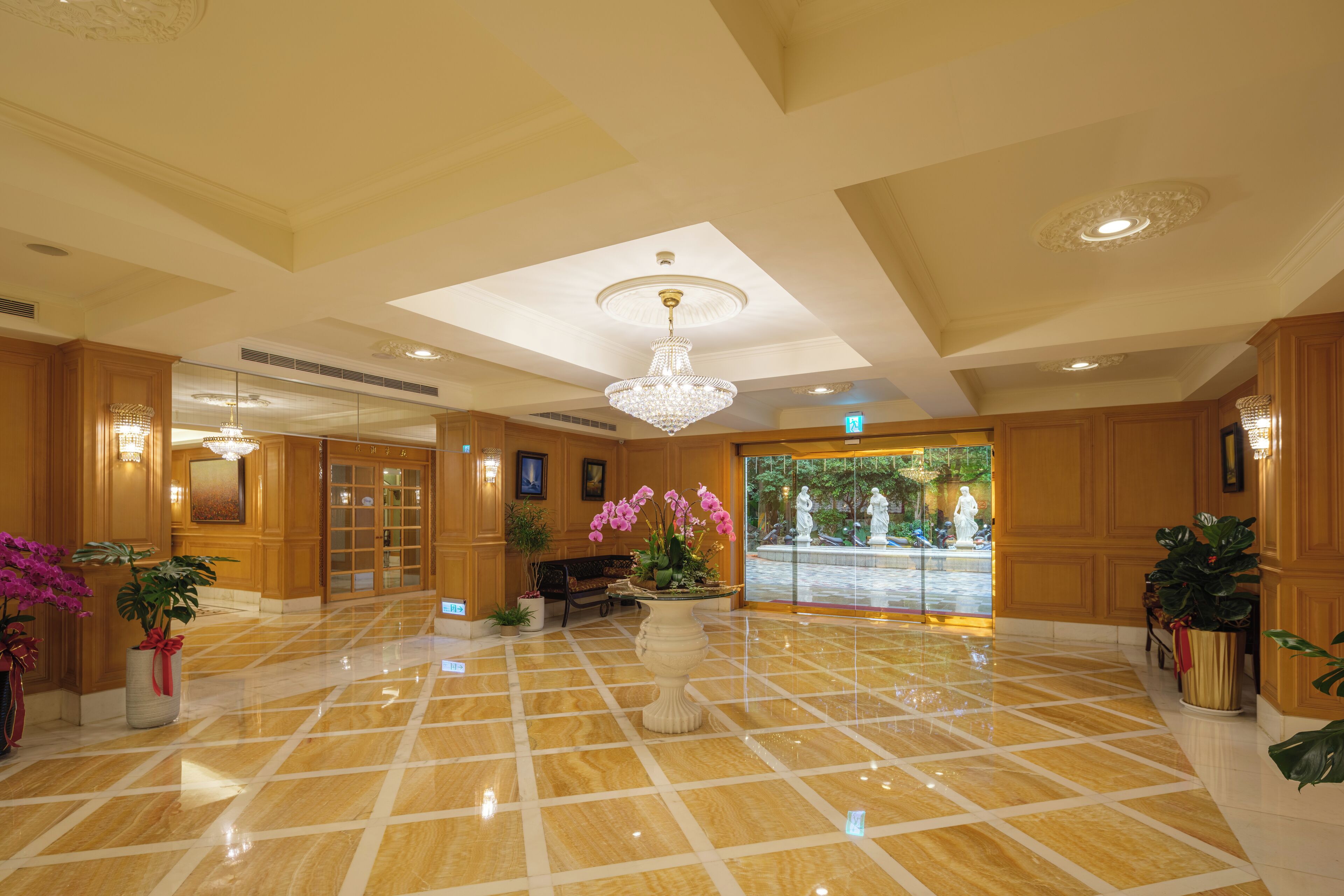 Photo - Grand Pleasure Spring Hotel
