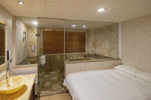 Basic Double Room | Free WiFi, bed sheets - Grand Pleasure Spring Hotel (Taipei)