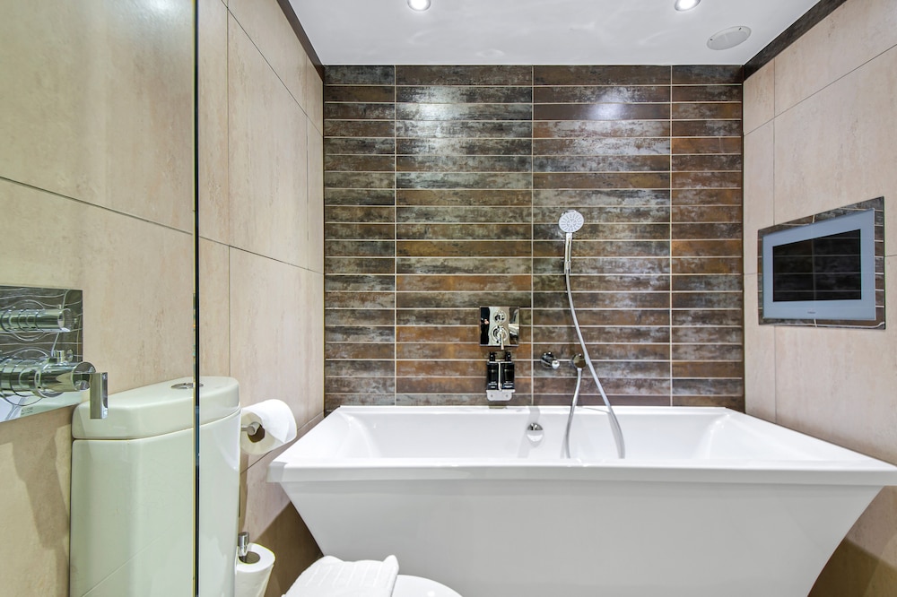 Roomzzz Aparthotel Manchester City by null