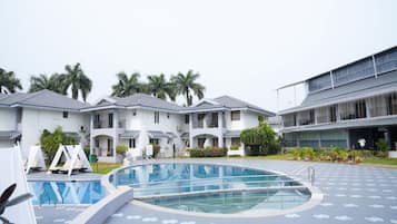 Alberca al aire libre