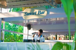 Bar (en la propiedad)