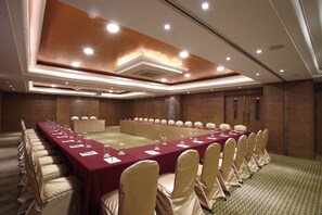 Banquet hall - The President Hotel (Bengaluru)
