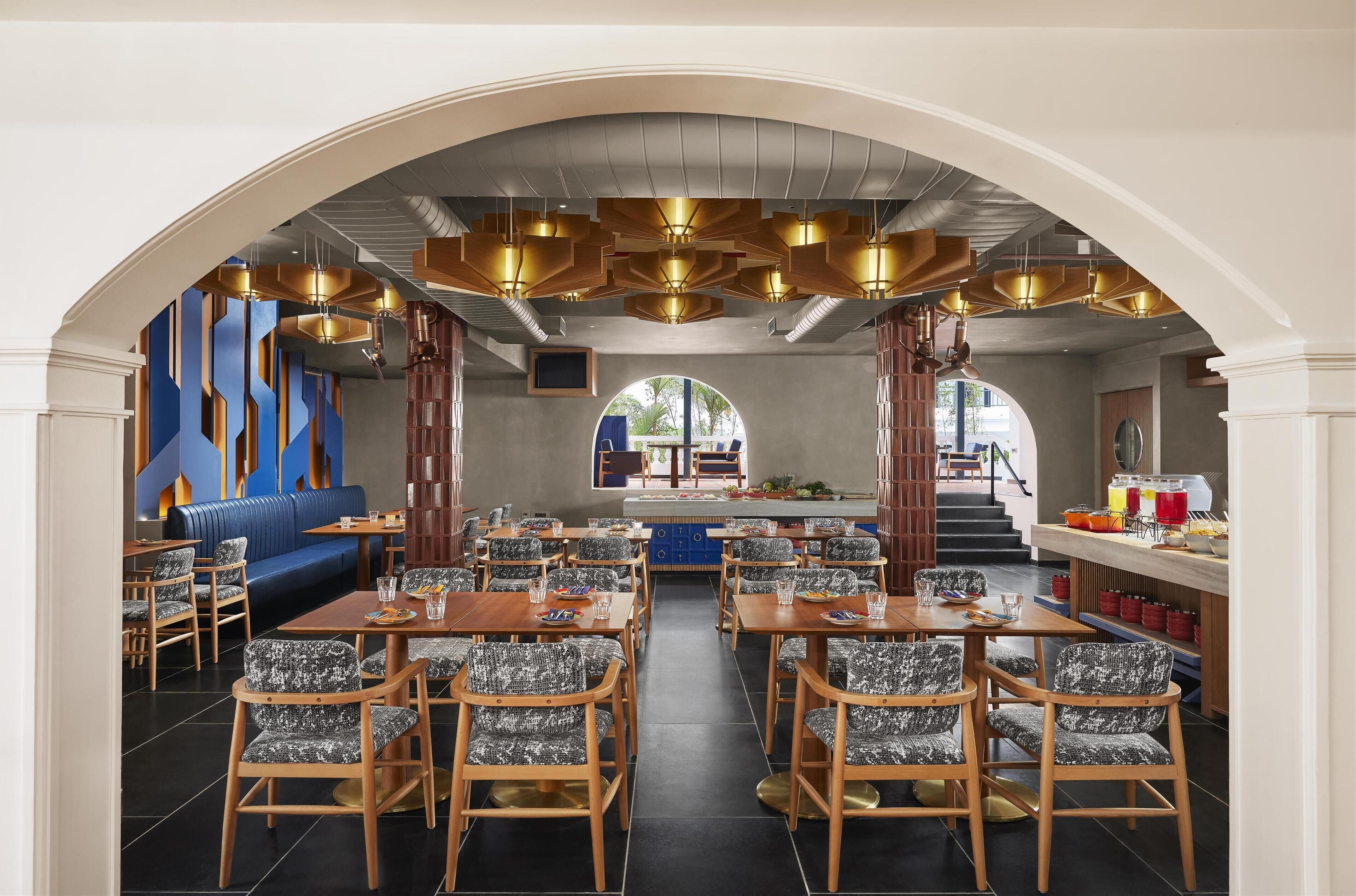 Local cuisine, pool views 