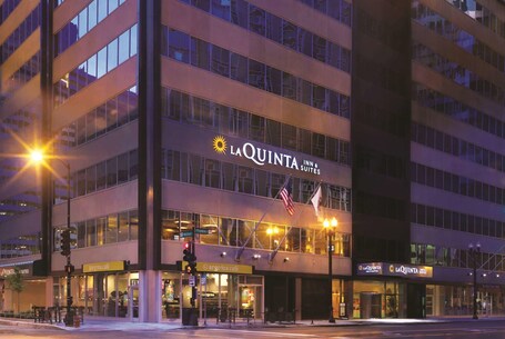 La Quinta Inn Suites by Wyndham Chicago Downtown - Image 39