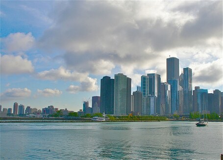 La Quinta Inn Suites by Wyndham Chicago Downtown - Image 6