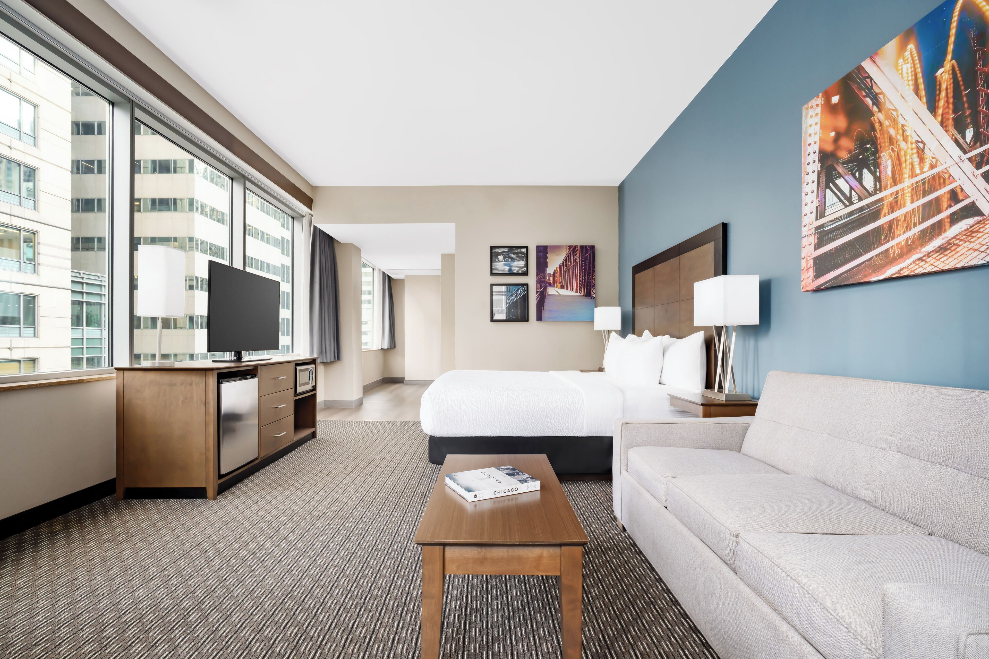 Deluxe Room, 1 King Bed, Non Smoking, City View