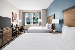 Premium bedding, desk, iron/ironing board, free cots/infant beds