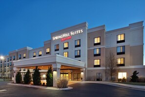 Exterior - SpringHill Suites by Marriott Wichita East at Plazzio (Wichita)