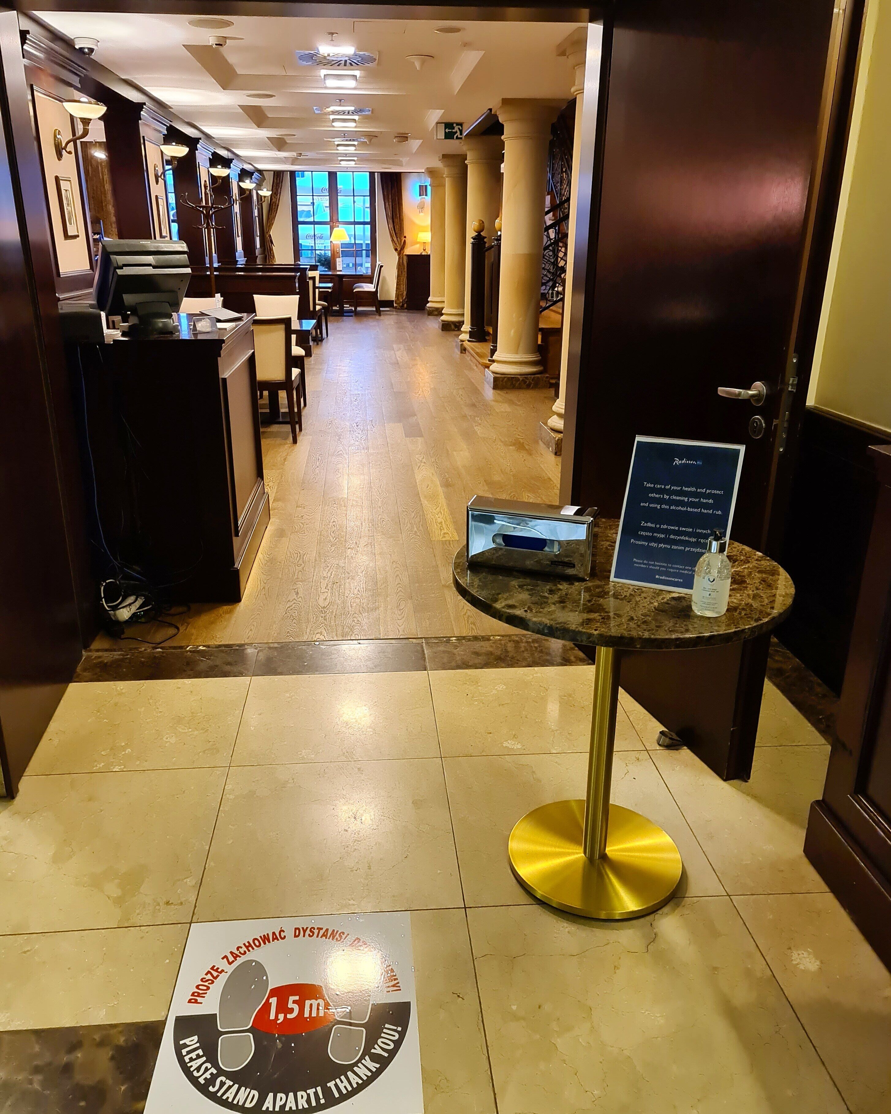 breakfast, lunch and dinner served