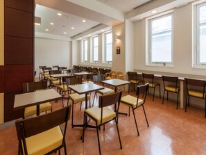 Desayuno buffet incluido todos los días
