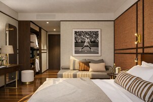 Quarto casal executivo | Roupas de cama premium, edredons de pluma, camas com colchões pillow-top