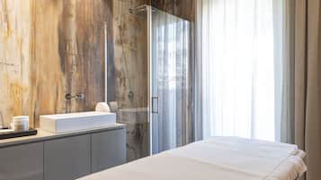 Sauna, Whirlpool, Dampfbad, Türkisches Bad/Hamam, Körperbehandlungen