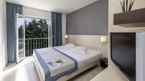 Desk, free WiFi, bed sheets - Valamar Pinia Hotel (Porec)
