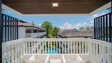 Grand Deluxe Room With Balcony | Terrace/patio