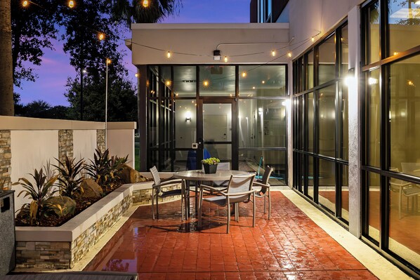 Sundeck