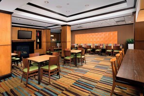 Dining room - Fairfield Inn & Suites Weatherford (Weatherford)