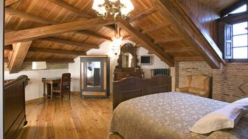 In-room safe, desk, soundproofing, cots/infant beds