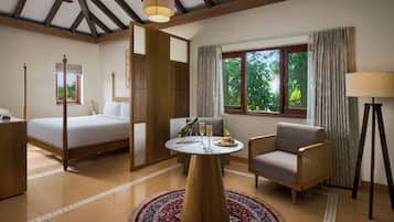 Egyptian cotton sheets, premium bedding, Select Comfort beds, minibar