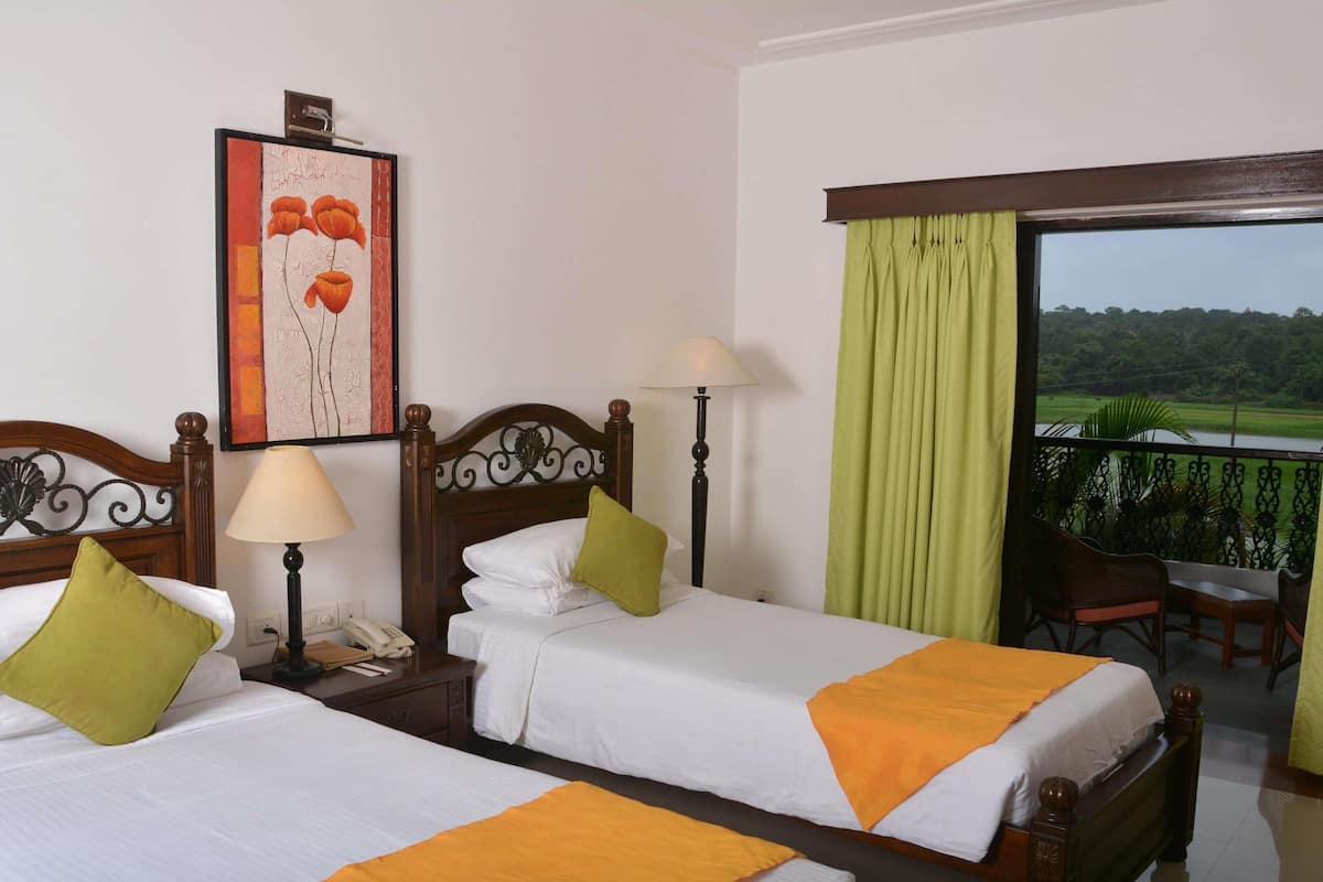 Villa, 2 Katil Bujang (Single), Garden View (with cosy sitout area) | 1 bilik tidur, cadar kapas Mesir, peralatan tempat tidur premium