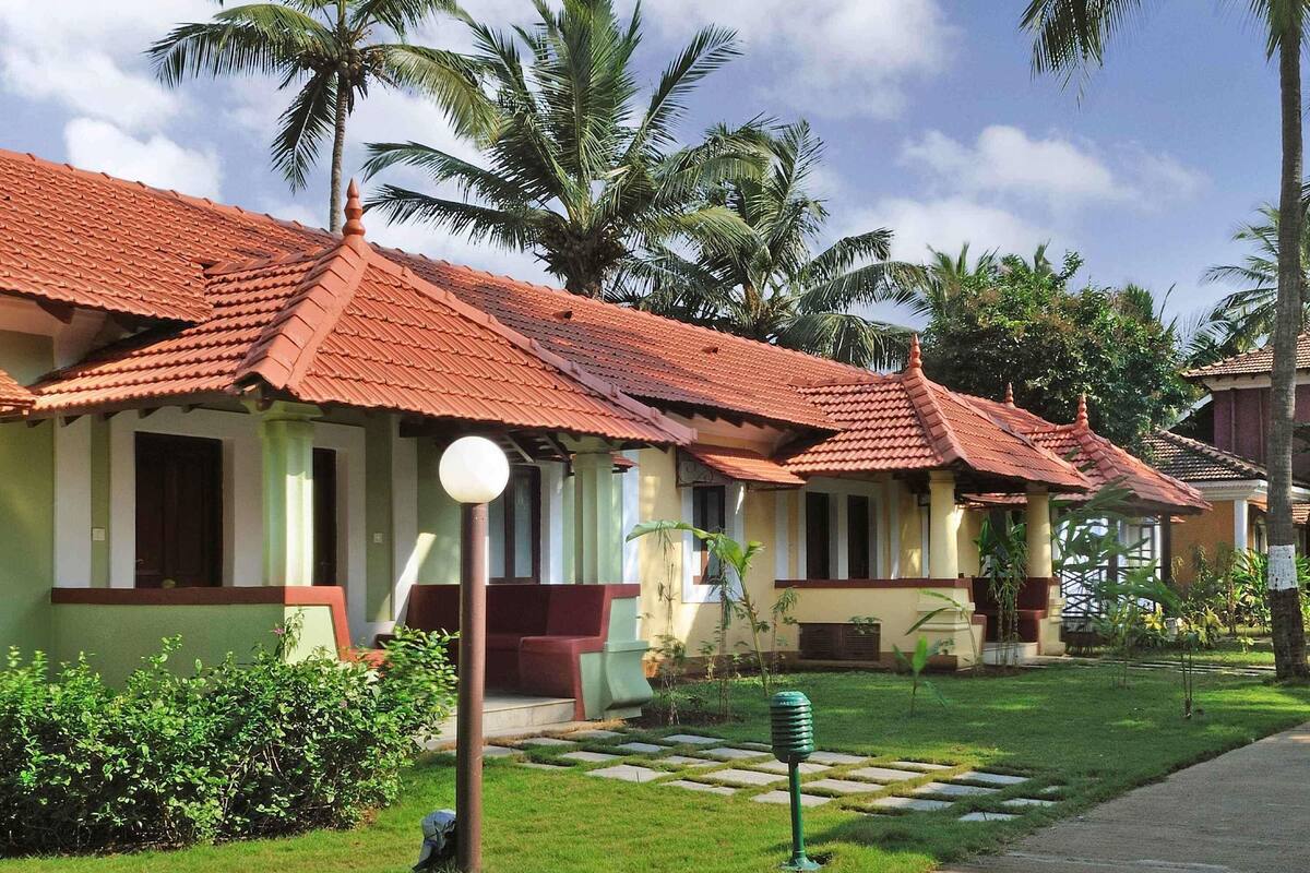Villa Room with Twin beds, cosy sitout area with Garden Views | 1 bedroom, Egyptian cotton sheets, premium bedding, Select Comfort beds