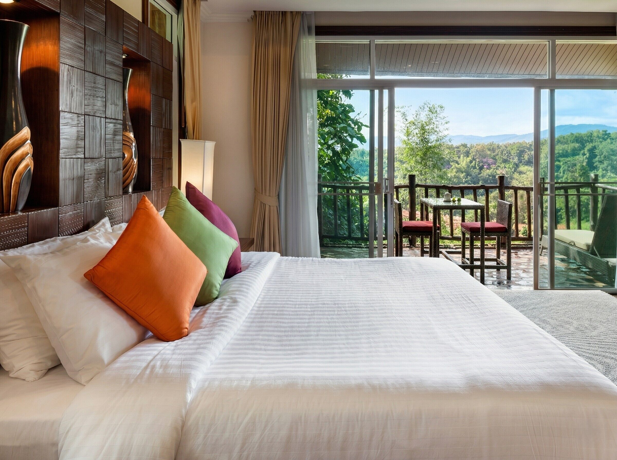 Suite superior | Ropa de cama de alta calidad, edredón y minibar 