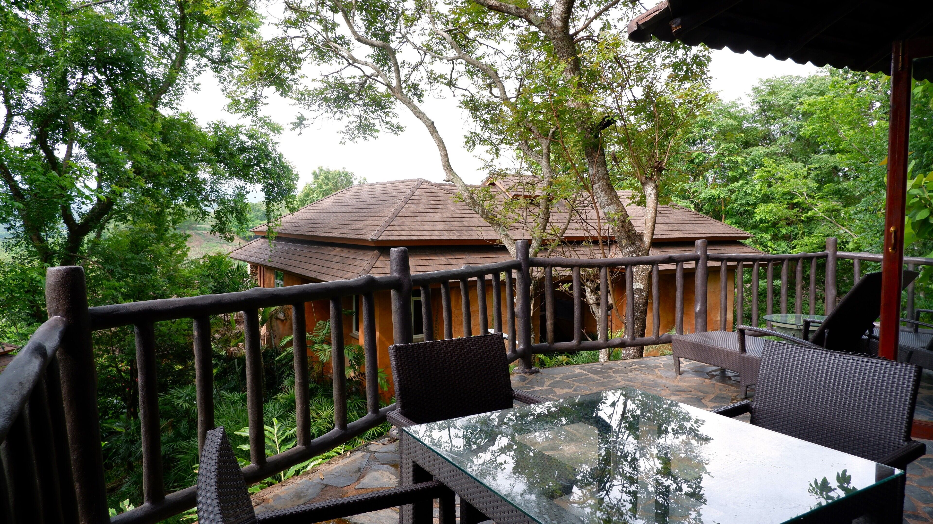 original thai suite | terrace/patio