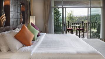 Premium bedding, down duvets, minibar, in-room safe