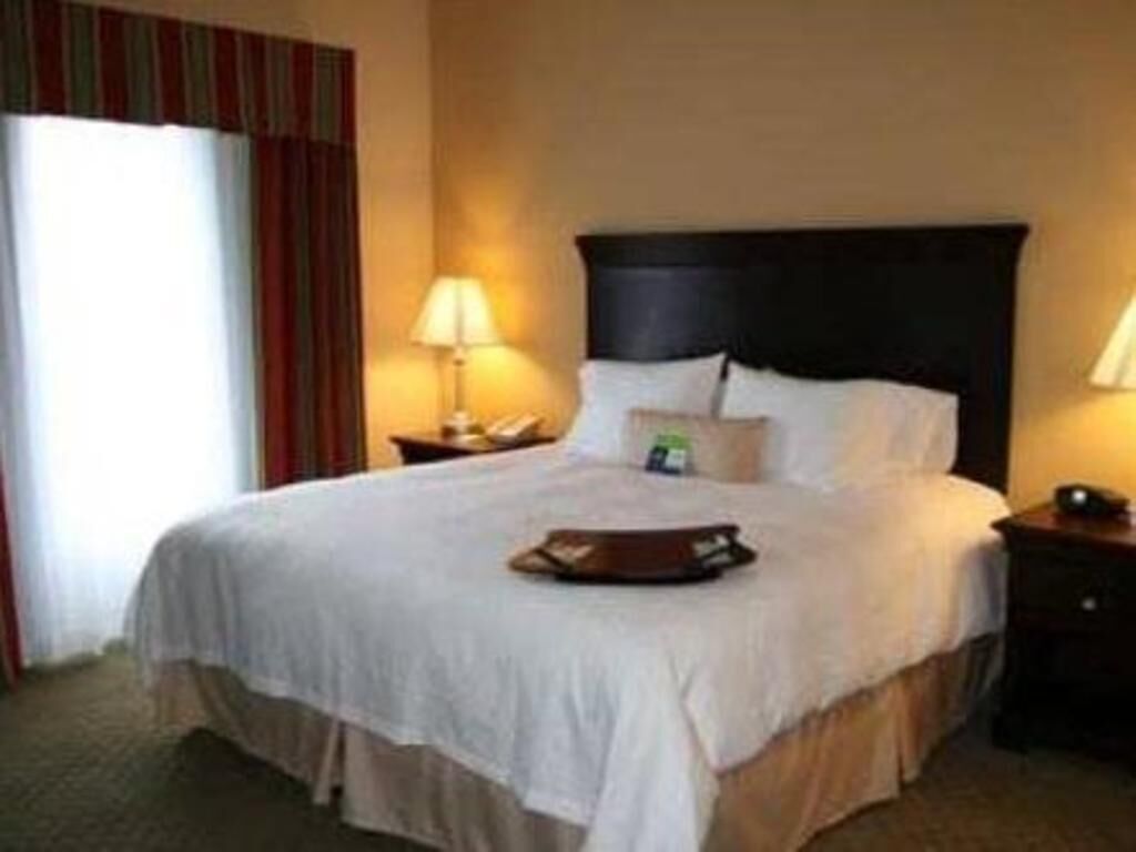 Iron/ironing board, free WiFi, bed sheets, alarm clocks