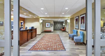 Hampton Inn & Suites Wichita Northeast
