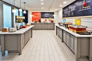 Gratis morgenmadsbuffet hver dag