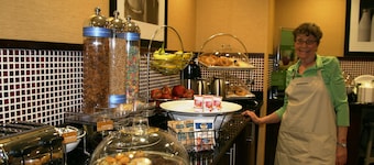 Hampton Inn & Suites Millington