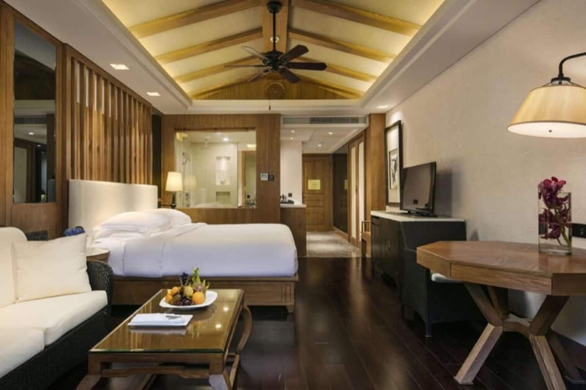 In-room safe, iron/ironing board, rollaway beds, free WiFi