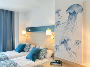 In-room safe, desk, free WiFi, bed sheets